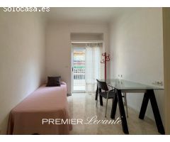 Piso Luminoso en el Corazón de Alicante - Ideal para Tu Estilo de Vida