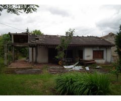 Casa y cuadras para restaurar en Finca de 114.919 m2
