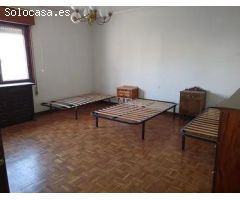 Piso de 4 dormitorios en Reinosa