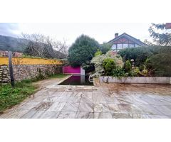 CHALET PAREADO GURIEZO