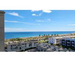 Apartamento 2 Dormitorios y 2 Baños gran terraza con vistas  1ª linea Piscina 2 garajes y trastero