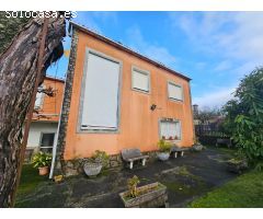 Chalet en Venta en Santiago de Compostela, La Coruña