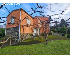 Chalet en Venta en Santiago de Compostela, La Coruña