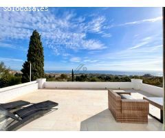 Fabulosa villa con piscina y proyecto para otra casa en Rancho Domingo