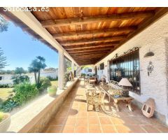 Paraíso con terreno y piscina en Torremolinos