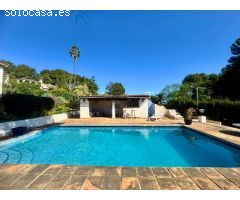 Paraíso con terreno y piscina en Torremolinos