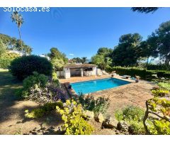 Paraíso con terreno y piscina en Torremolinos