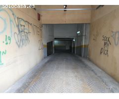 APARCAMIENTO EN EL MERCADO