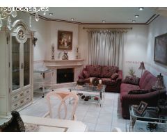 Chalet con suelo urbano en Llano San José
