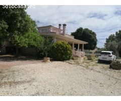 Chalet con suelo urbano en Llano San José
