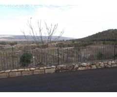 Terreno urbano en Biar, en la ladera del Castillo-PROMOCIÓN DE ADOSADOS!!