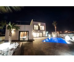 Villa de Lujo en Venta en Orihuela Costa, Alicante
