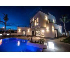 Villa de Lujo en Venta en Orihuela Costa, Alicante
