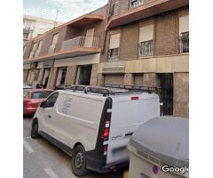 Edificio en Toscar