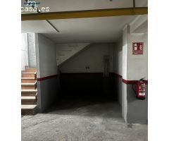 PRIMADO REIG, frente gasolinera, se vende garaje para motos o coche tipo  Smart