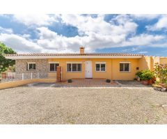 Casa con terreno en Venta en Vinyols i els Arcs, Tarragona
