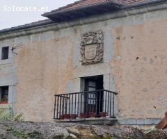 CASA DE PIEDRA CON TERRENO URBANO EN RIVA DE RUESGA