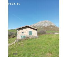 FINCA RUSTICA Y CABAÑA DE PIEDRA EN SAN MARTIN SOBA (CANTABRIA)