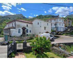CASA DE PIEDRA DE TRES PLANTAS EN EL CENTRO DE BUSTABLADO (CANTABRIA)