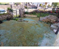 CASA DE PIEDRA DE TRES PLANTAS EN EL CENTRO DE BUSTABLADO (CANTABRIA)