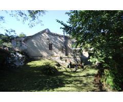 CASA CON JARDIN PARA REHABILITAR EN EL Bº DE LA IGLESIA - RUILOBA.