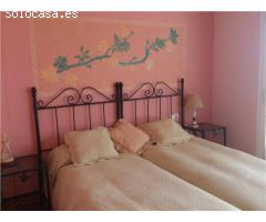 ¡¡ SE VENDE ESTUPENDO CHALET MUY APMLIO Y LUMINISO, EN SANTA POLA NO DUDES EN LLAMARNOS !!