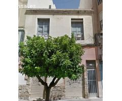SE VENDE EDIFICIO PARA REFORMAR O SOLAR EN ZONA PISOS AZULES, ELCHE.