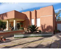 SE VENDE CHALET