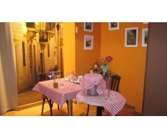 En traspaso Cafetería-Restaurante céntrico en Quart de Poblet