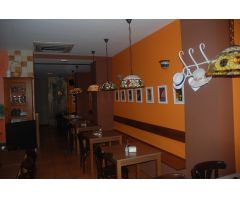 En traspaso Cafetería-Restaurante céntrico en Quart de Poblet