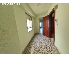 Piso de buen tamaño con ascensor en Meliana