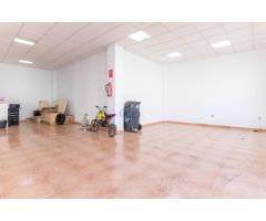 ¡Oportunidad Única! Amplio Local Comercial en El Campello
