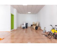 ¡Oportunidad Única! Amplio Local Comercial en El Campello