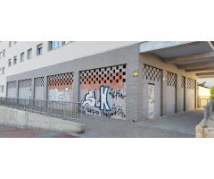 ???? ¡Oportunidad única en la mejor zona de El Campello y practicamente en 2ª linea de la playa!