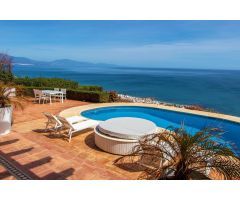 Villa de Lujo en Venta en Manilva, Málaga