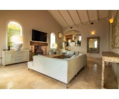 Villa de Lujo en Venta en Manilva, Málaga