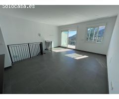 Dúplex en Venta en Ojén, Málaga