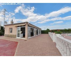 Chalet en Venta en Perleta, Alicante