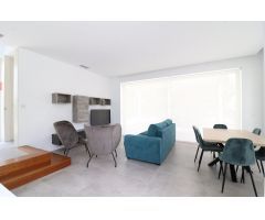 Moderna villa en Las Colinas Golf [amp;] Country Club con licencia turistica