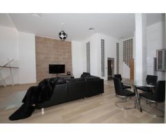 Chalet de lujo a estrenar estilo moderno en Campoamor