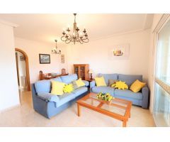 Apartamento primera linea con vistas al mar en Aguamarina