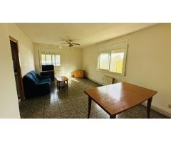 Casa a la venta en Canyelles