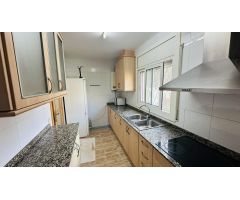 Casa a la venta en Canyelles