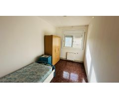 Casa a la venta en Canyelles