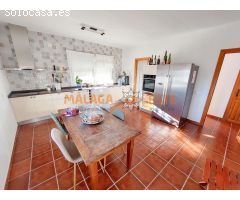 Chalet en Venta en Almayate Bajo, Málaga