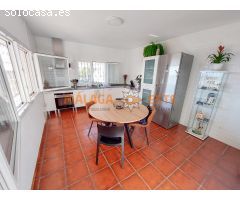 Chalet en Venta en Almayate Bajo, Málaga