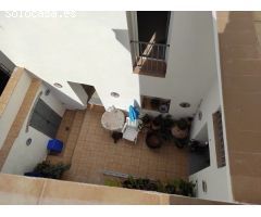Casa de Pueblo en Venta en Benamocarra, Málaga