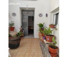 Casa de Pueblo en Venta en Benamocarra, Málaga