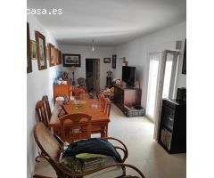 Casa de Pueblo en Venta en Benamocarra, Málaga