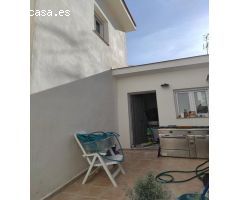 Casa de Pueblo en Venta en Benamocarra, Málaga